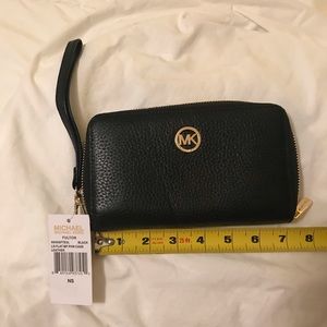 Michael Kors Leather MF Wallet- Phone - Leather